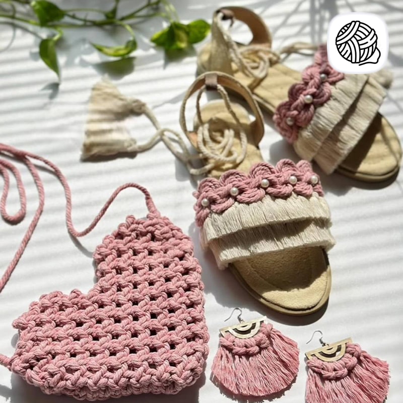 ست گوشواره و کیف و صندل مکرومه بافی زنانه مدل قلب - فروشگاه مکرومه